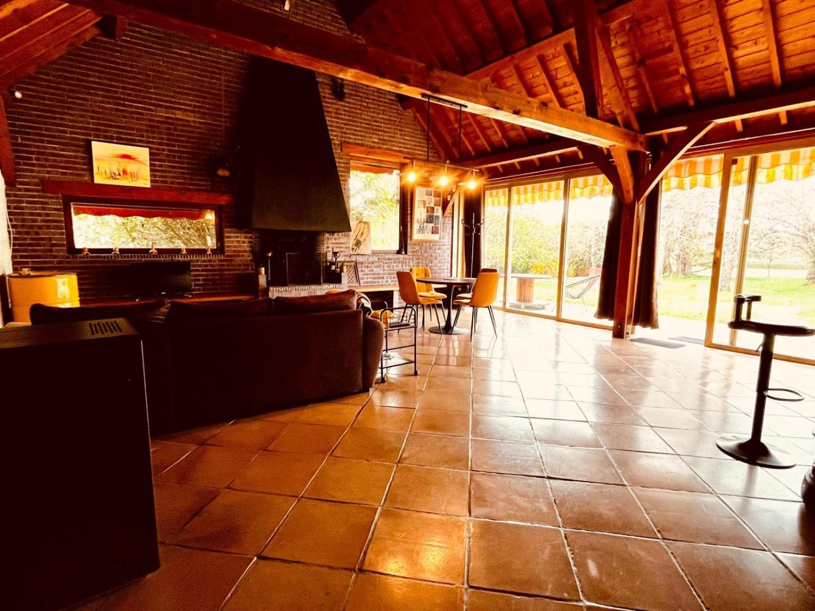 Domaine Des Montots Villa Tanlay Exterior foto